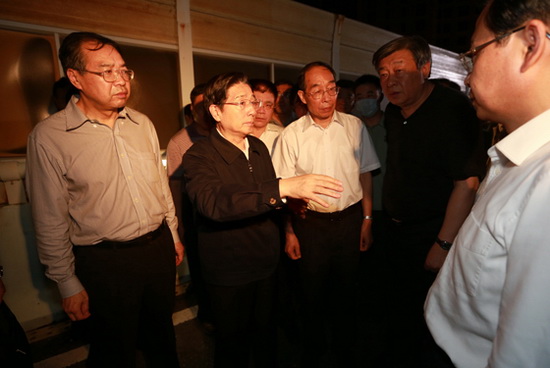 6��8���賿1ʱ�������������ֳ�ʵ�ز쿴�����(ͼ���Ž��Σ�
