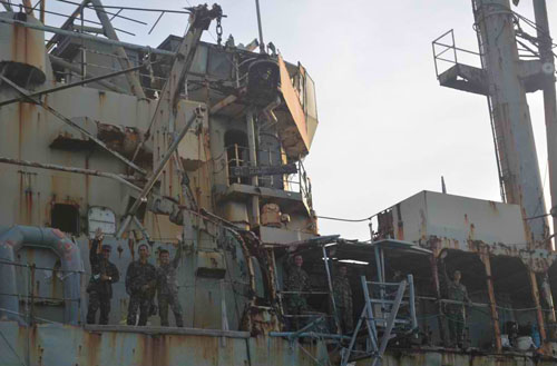 ����ͼ����ʿ��פ�����ʰ���һ�Ҹ�ǳ�����Ĳк��ϡ�