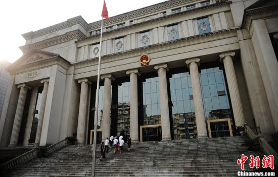   6��20�գ�Ф�ǡ������䡢�������Ժ�ϼ��6��������թ����һ�����������山������Ժ��ͥ���������漰������˽����Ժ���Բ�������ͥ�ķ�ʽ����������ͼΪ�山����Ժȫ�����³� ��  