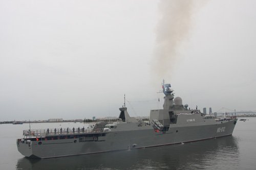 Խ���ɳ����Ƚ�ս���μ���Խ��������Ѳ��