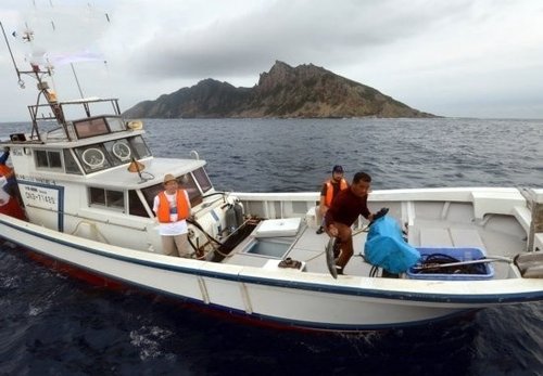 �ձ��������塰�����ձ�ȫ��ίԱ�ᡱ��һ����֯ǰ�����㵺���򴹵��Ļ�龰